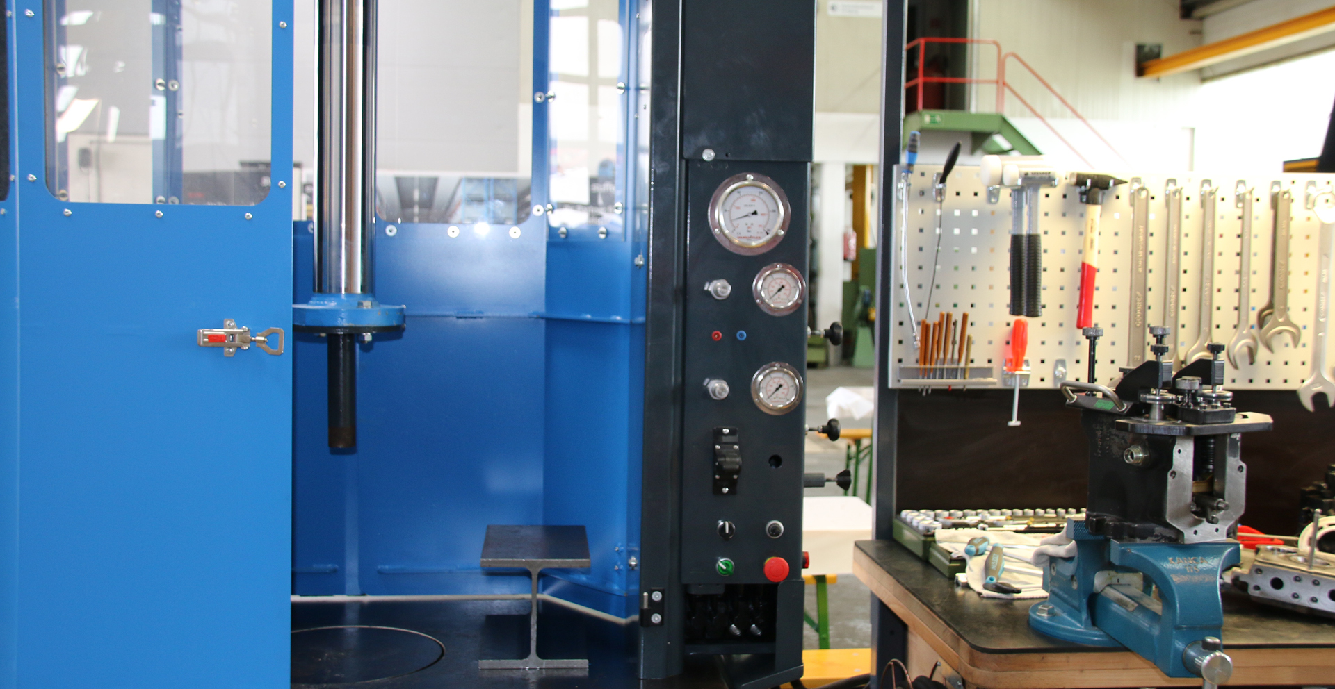 Website Header Industriehydraulik13